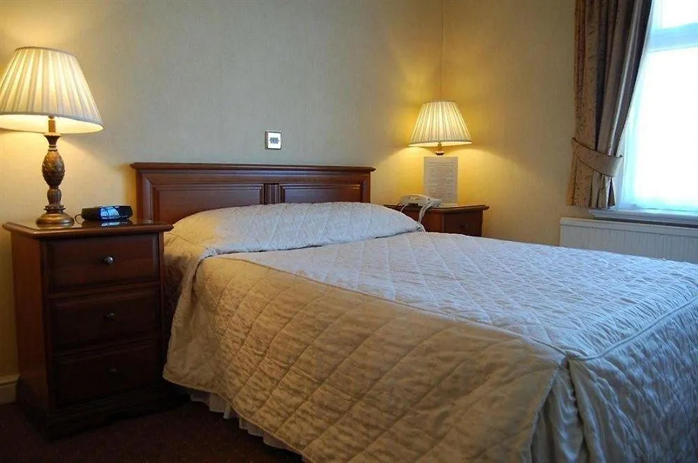 Cheshire Hospitality Ltd T\/A Lennox Lea Studios & Apartments Sale Hotel