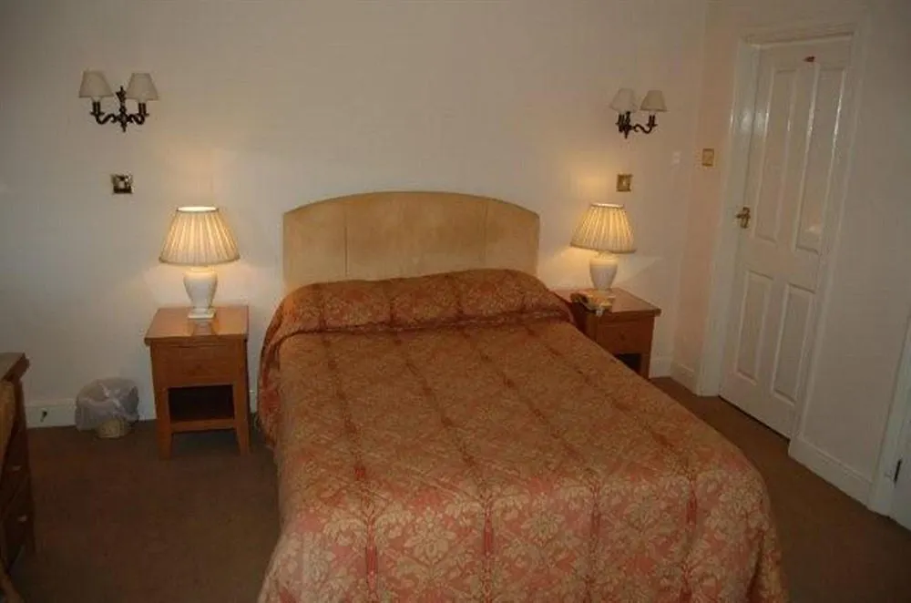 Hotel Cheshire Hospitality Ltd T\/A Lennox Lea Studios & Apartments Sale
