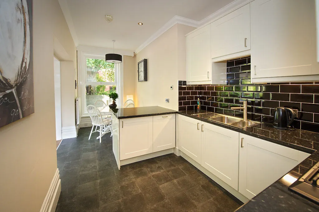 Hotel Cheshire Hospitality Ltd T\/A Lennox Lea Studios & Apartments Sale